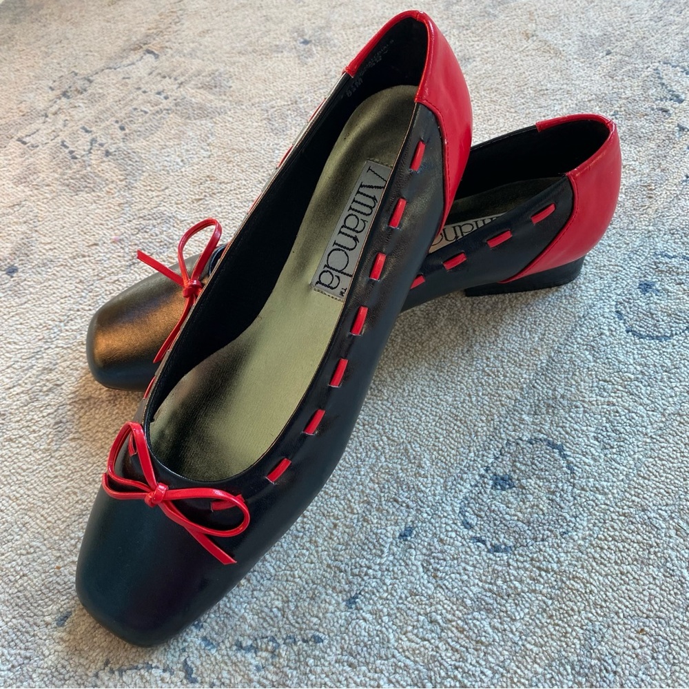 80s Amanda 8.5 Color Block Low Heel Black Red Square Toe Bow True Vintage